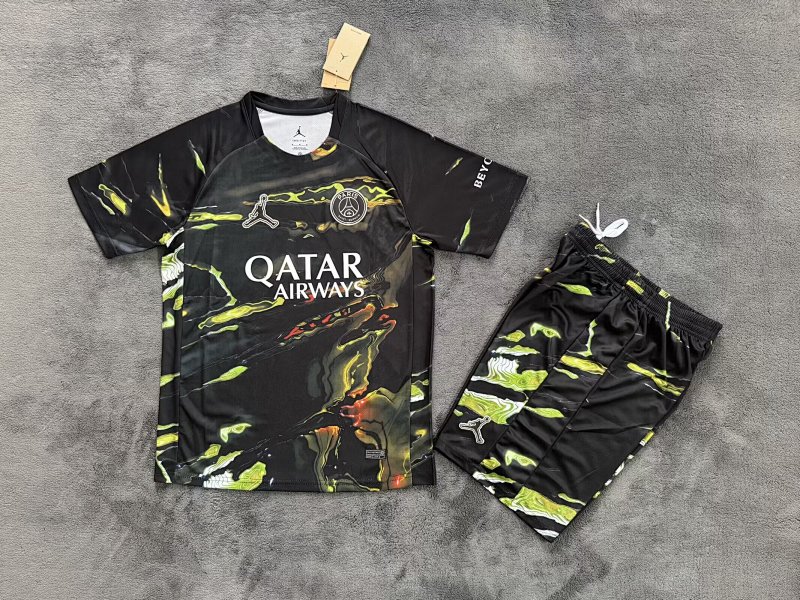 Niño_Paris Soccer Uniform 26 27-c2139